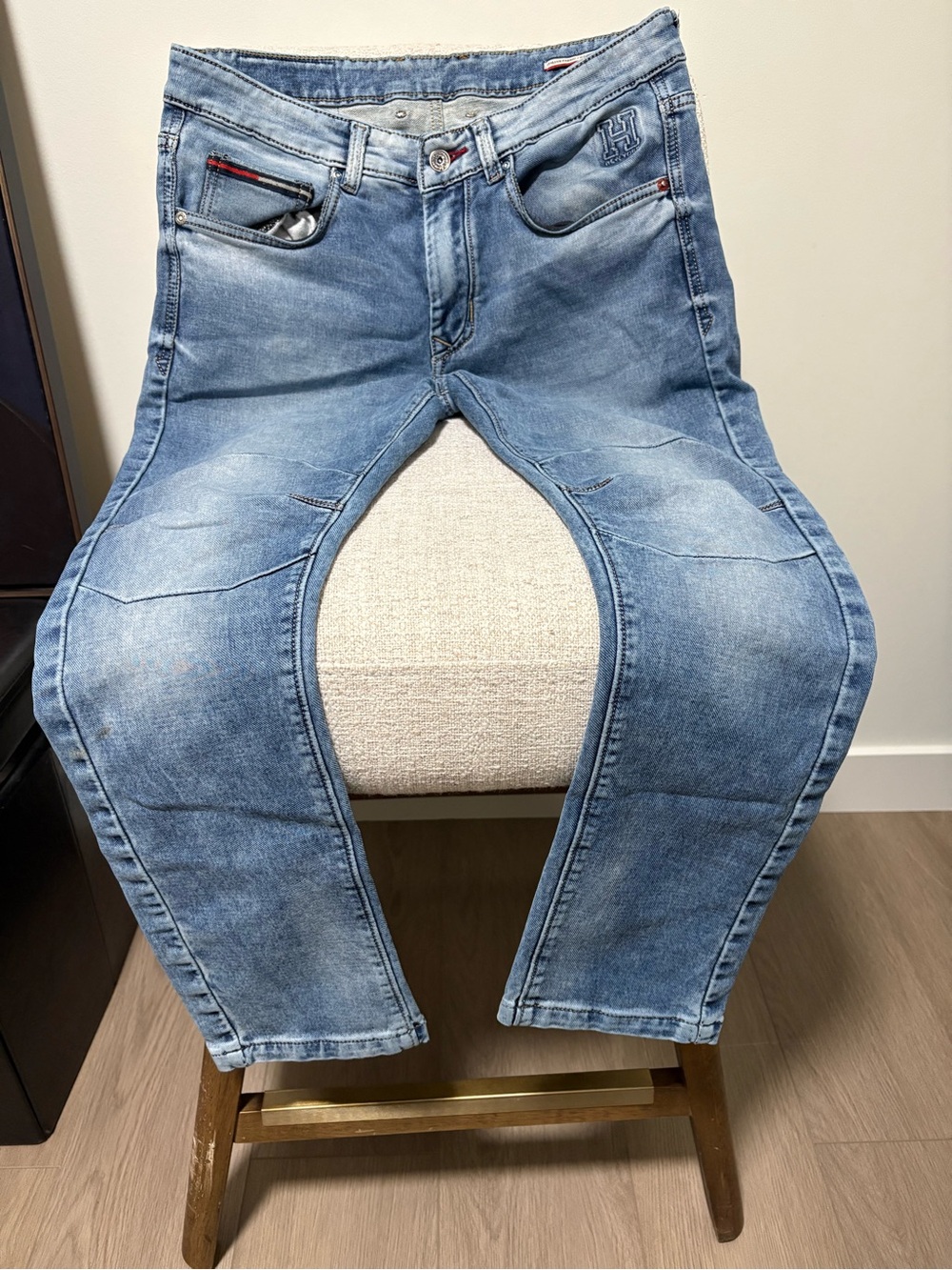 Tommy Hilfiger Light Wash Slim Straight Jeans - Blue